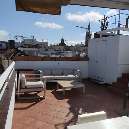 Genteel Home Real De La Carreteria Sevilla Bagian luar foto