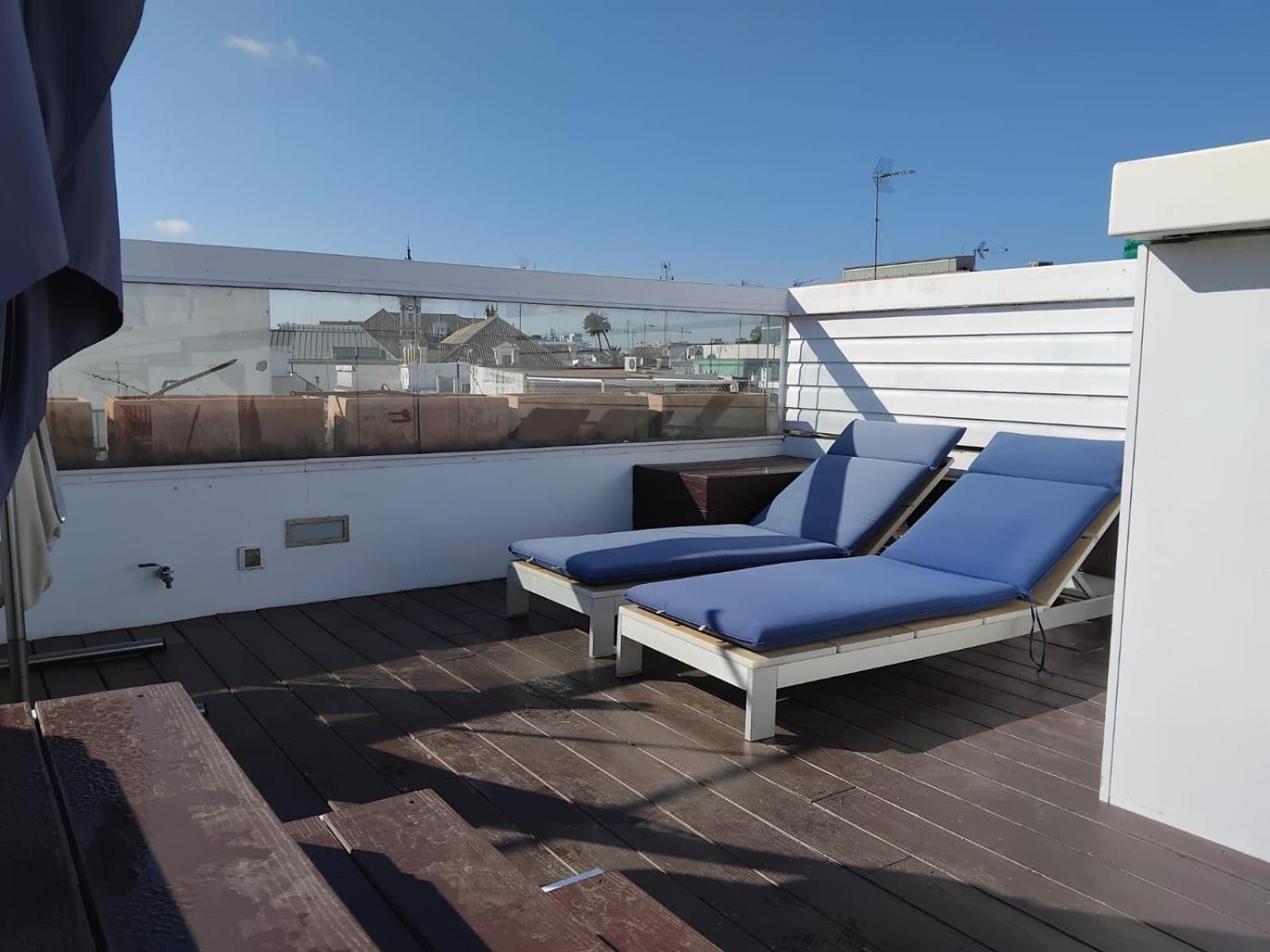 Genteel Home Real De La Carreteria Sevilla Bagian luar foto